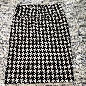*RARE HOUNDSTOOTH PATTERN* NWOT Lularoe Size Large Cassie